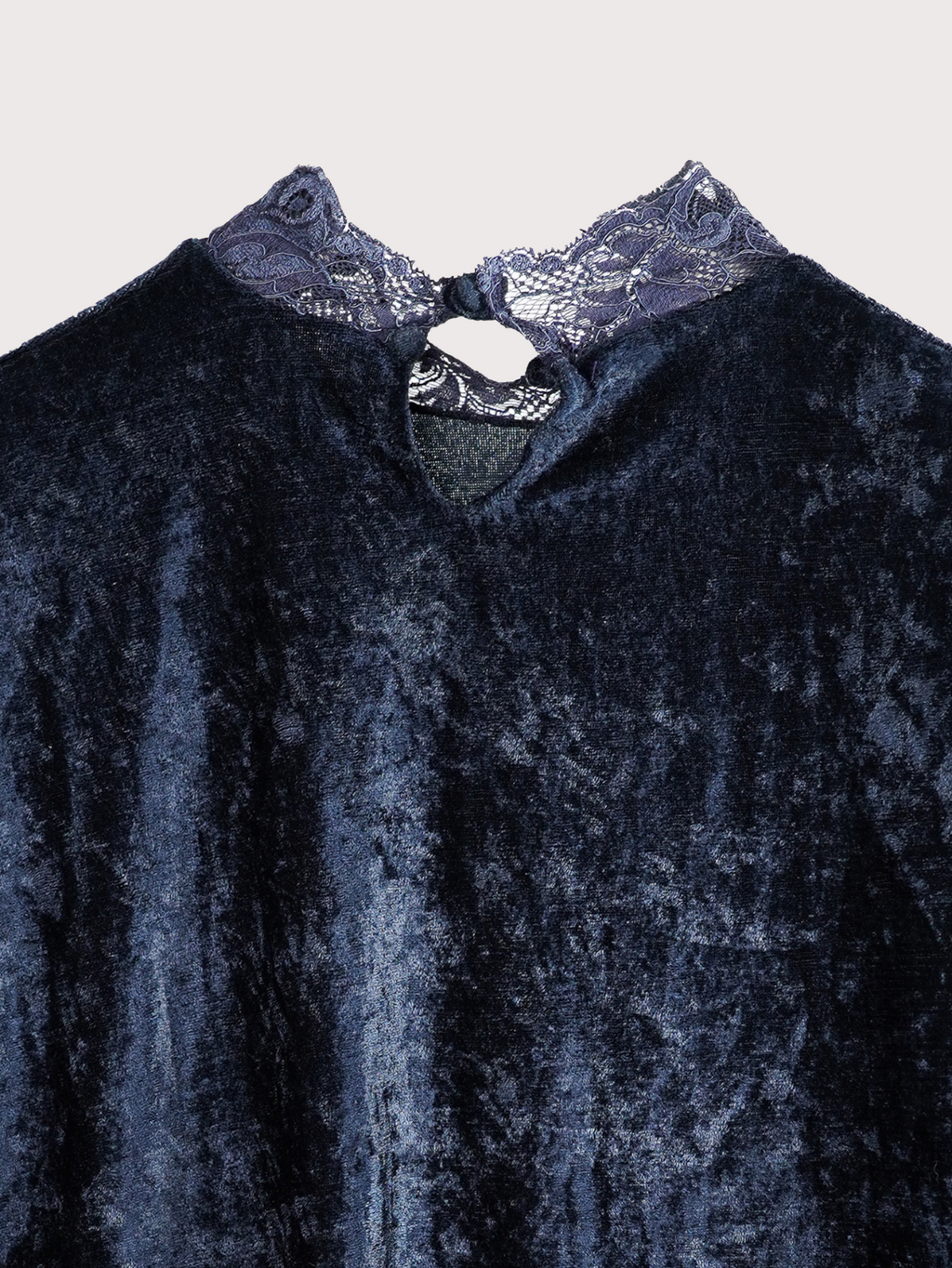 Le top en velours bleu