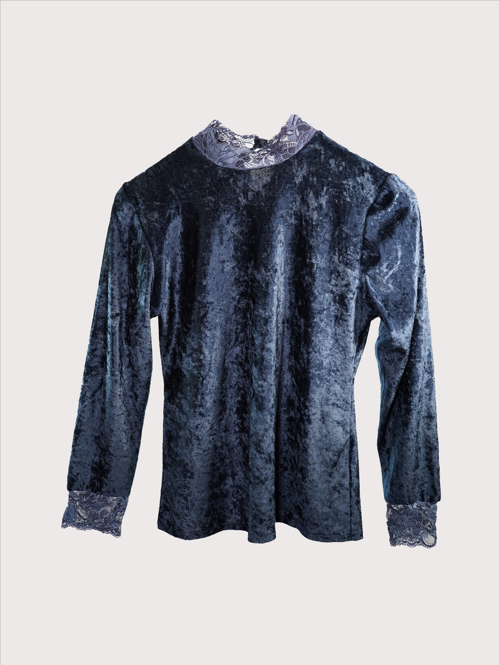 Le top en velours bleu