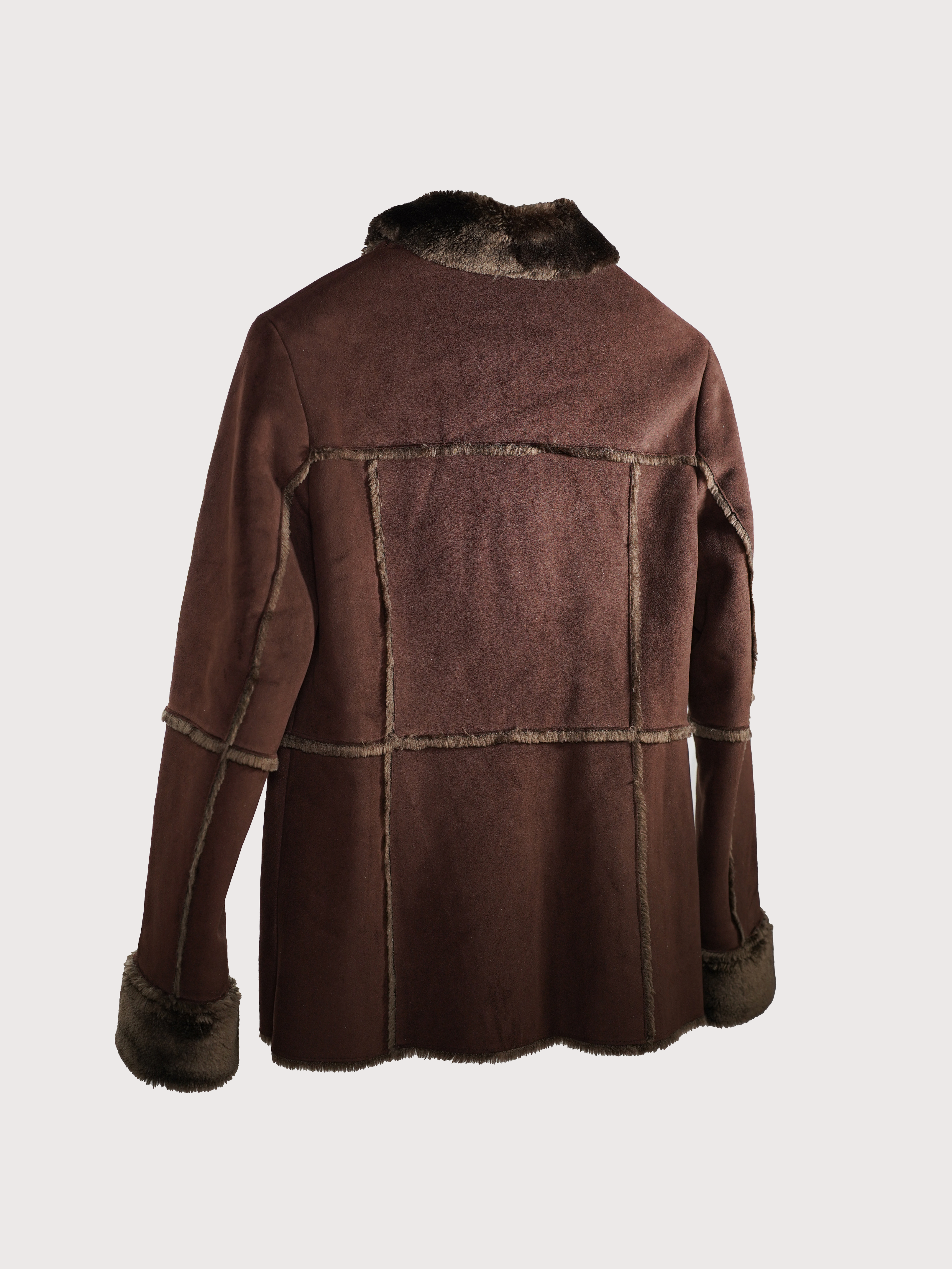 Le manteau doux fourré
