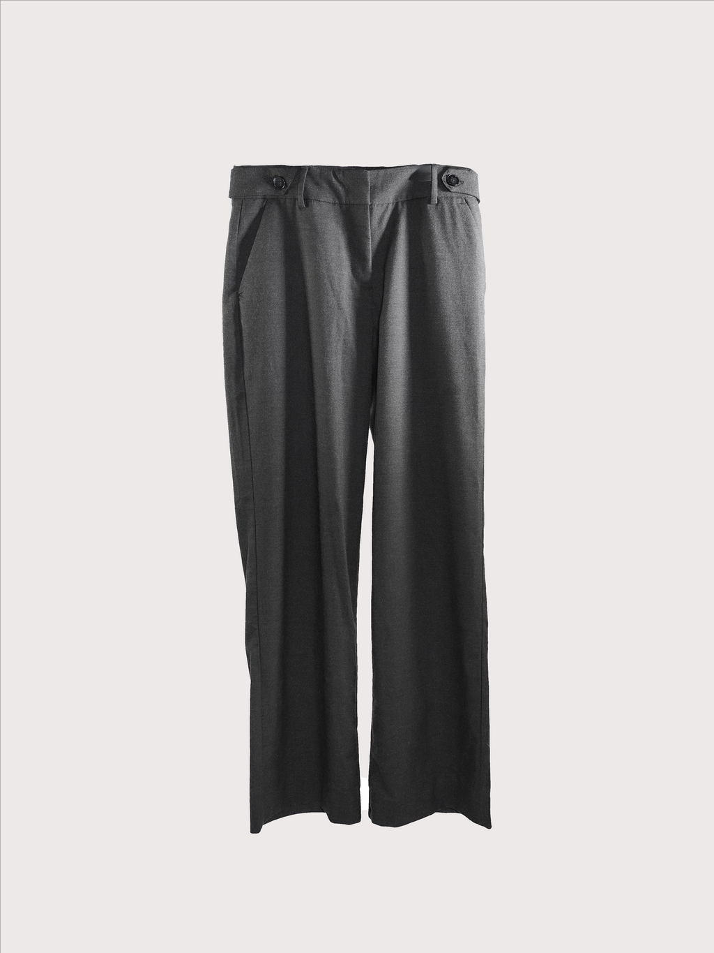 Le pantalon large gris